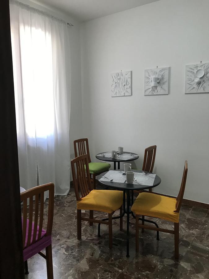 B&B Civico22 Чивитанова-Марке Экстерьер фото