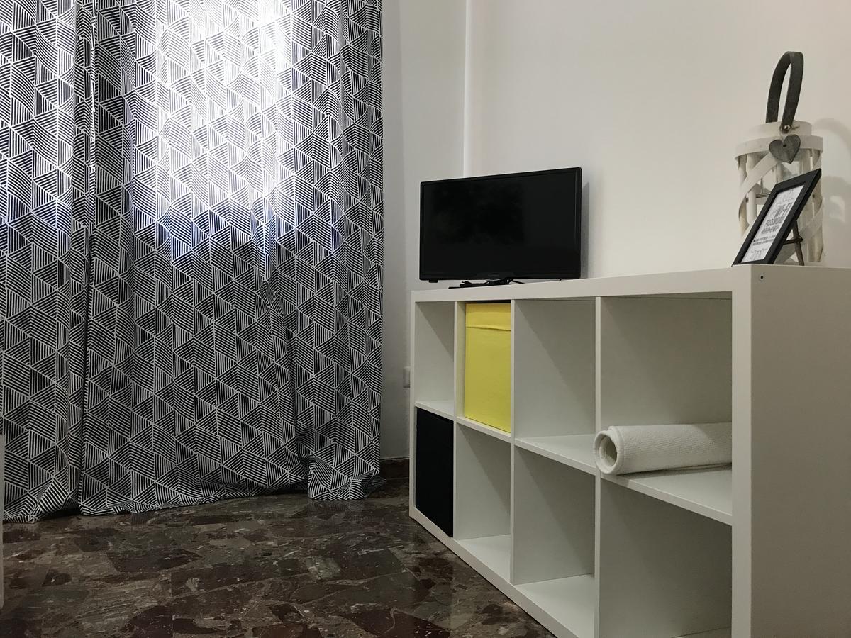B&B Civico22 Чивитанова-Марке Экстерьер фото